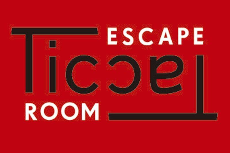 Tic Tac Logo - Tic Tac Room Escape (Barcelona) | femturisme