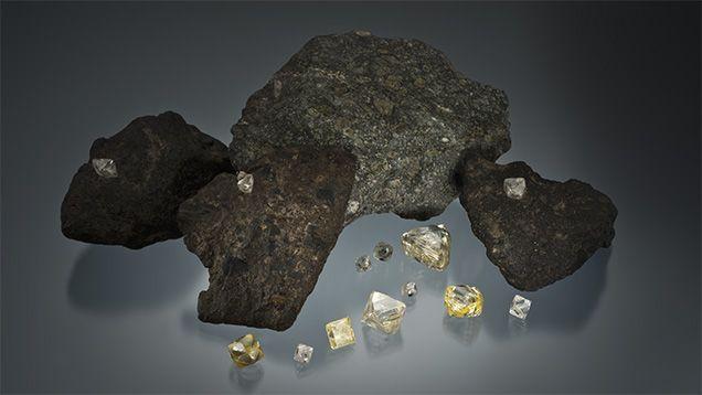 Attached 3 Red Diamonds Logo - Recent Advances in Understanding the Geology of Diamonds | Gems ...