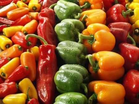 Red and Yellow Bell Logo - Types of Sweet Peppers - Bell Peppers and Beyond