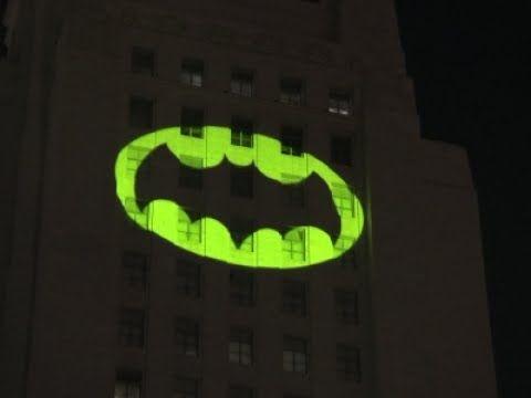 Adam West Bat Logo - Bat Signal Lit Up For Adam West
