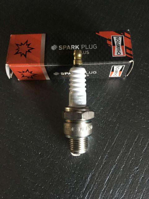 1965 Champion Spark Plug Logo - Champion Copper Spark Plug OPEL Rekord 1500 Saloon a 1963 1965 | eBay