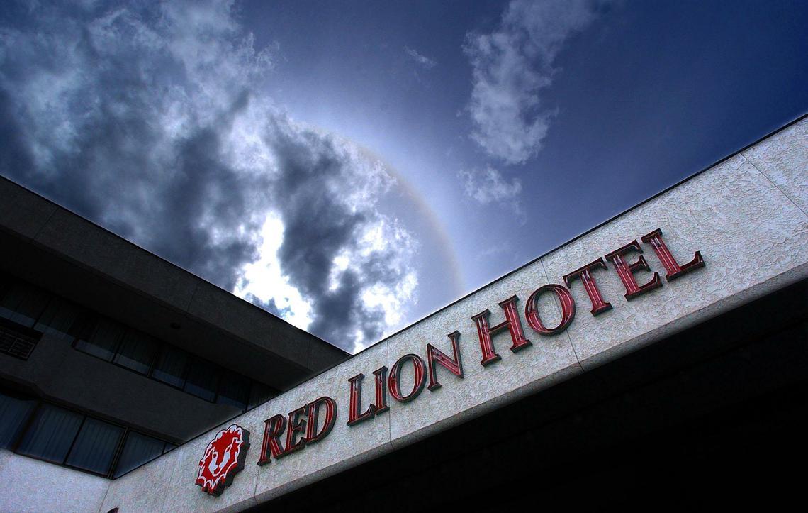 Red Lion Hotels Corporation Logo - Parent of Red Lion Hotels moves corporate headquarters from Spokane ...