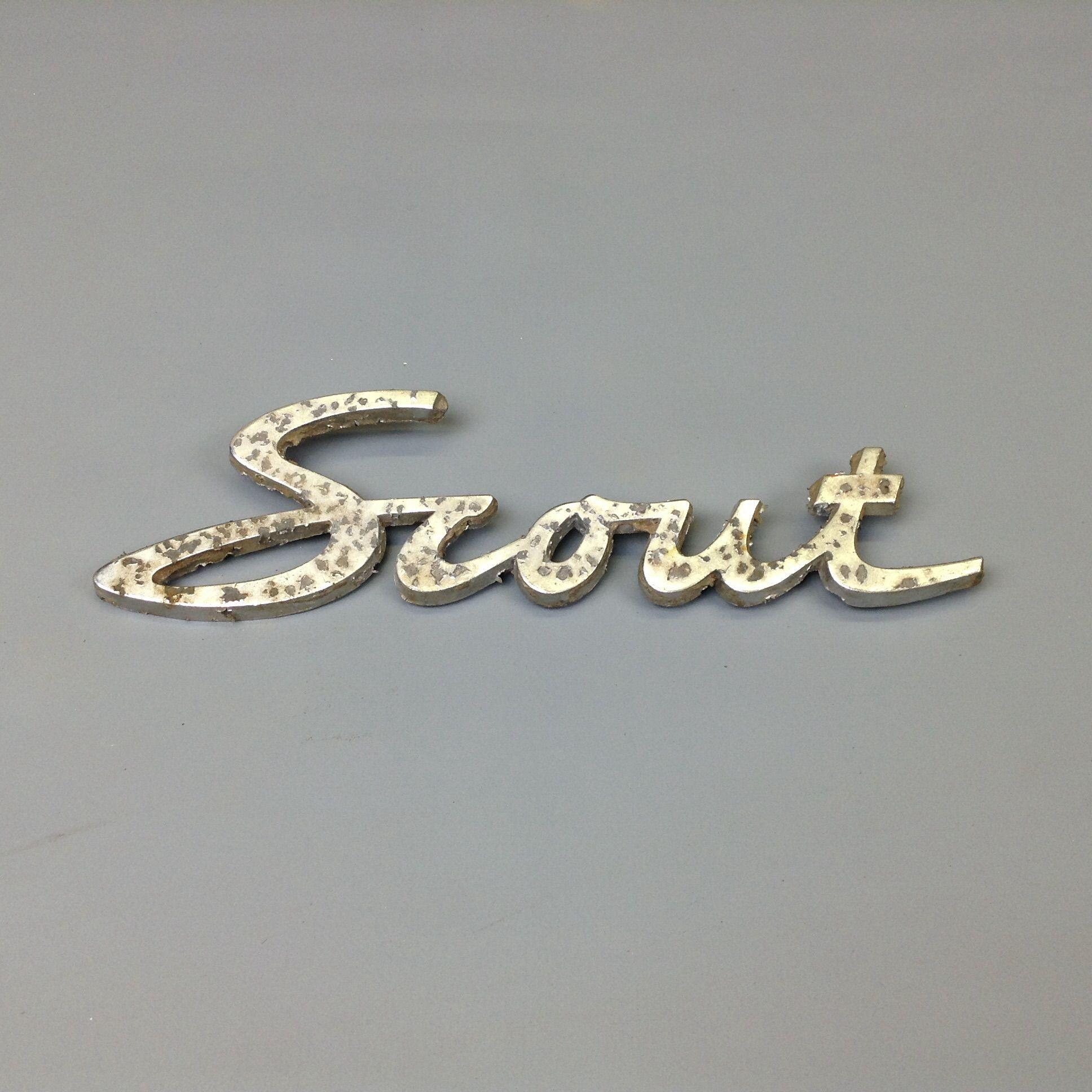 International Scout Logo - Scout 80 800 Script Emblem - used - IH Scout