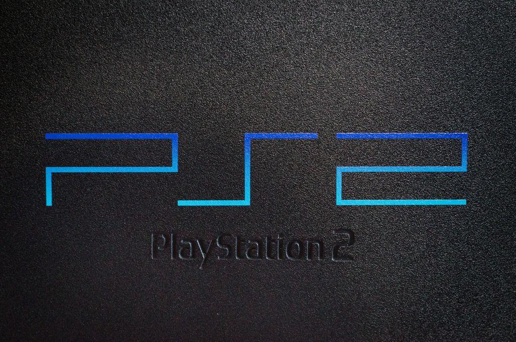 PlayStation 2 Logo - Sony Playstation 2 SCPH-5001 V9 - Logotipo / Logo | Portuguê… | Flickr