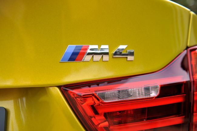 BMW M4 Logo - Picture of BMW M4