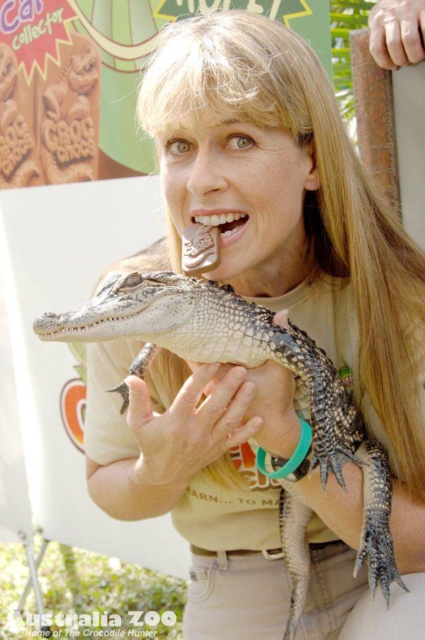 Crocodile Hunter Crocs Rule Logo - Australia Zoo Us News Rule in School!