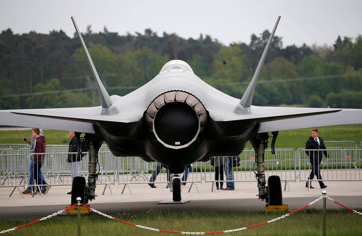 Lockheed Aircraft Logo - Lockheed Martin Lands $23 Billion Pentagon Contract