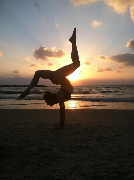 Hanstand Sunset Google Logo - Israel Sunset Contortion Double Stag Handstand Aryn Shelander goaryn ...