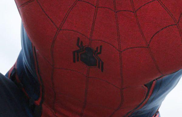 New Spider -Man Logo - Spider-Man Makes His First MCU Appearance in New 'Civil War' Trailer ...