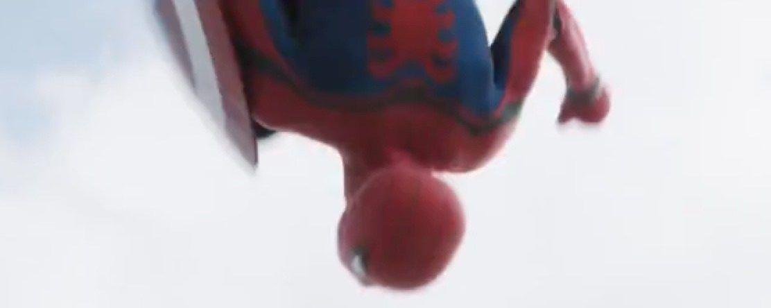 New Spider -Man Logo - Why Spider Man Looks So Weird In Captain America: Civil War