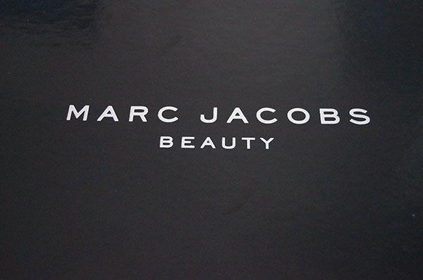 Marc Jacobs Beauty Logo - Marc Jacobs Beauty- Velvet Noir Major Volume Mascara | My Spiced ...
