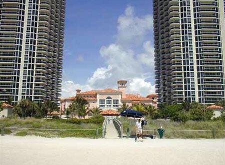 Green and Blue Diamond Logo - Blue and Green Diamond condo for sale and rent, Miami Beach