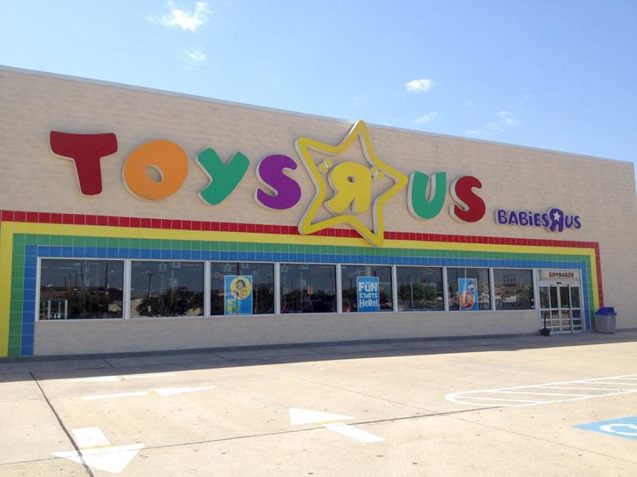 Old Toys R Us Logo - Your Guide to the Houston Toys R Us Stores Now Getting Ready to