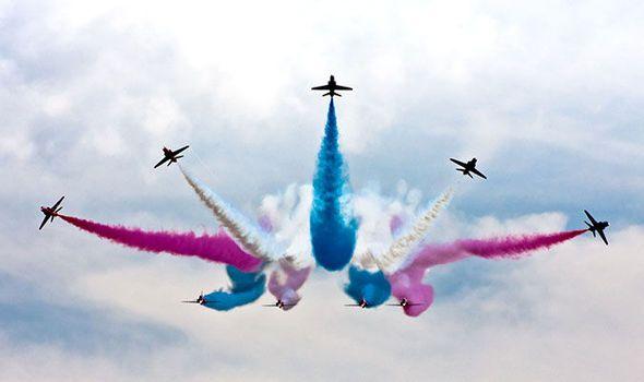 Blue Arrow Red Arrow Logo - RAF Red Arrows: MPs fear planes will be built overseas | UK | News ...