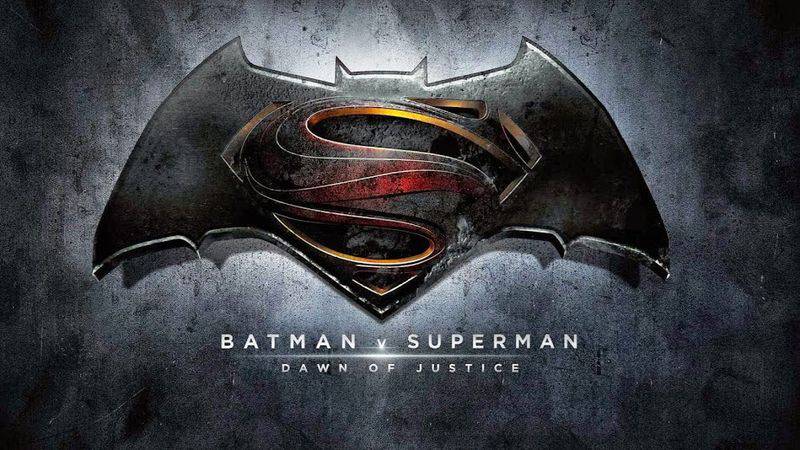 Batman vs Superman Movie Logo - Batman V Superman Ticket Presales Are Beating Out Avengers, Deadpool ...