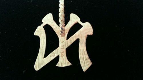 Gold NY Logo - 14k gold NY Yankee's TM logo charm/pendant. Large! Beautiful ...