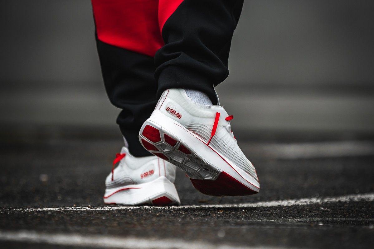 White with Red Sp Logo - Zoom Fly Sp 