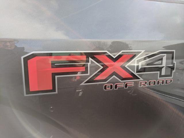Box in Red F Logo - New 2018 Ford F 150 LARIAT 4WD SuperCrew 5.5' Box In Greensburg, PA