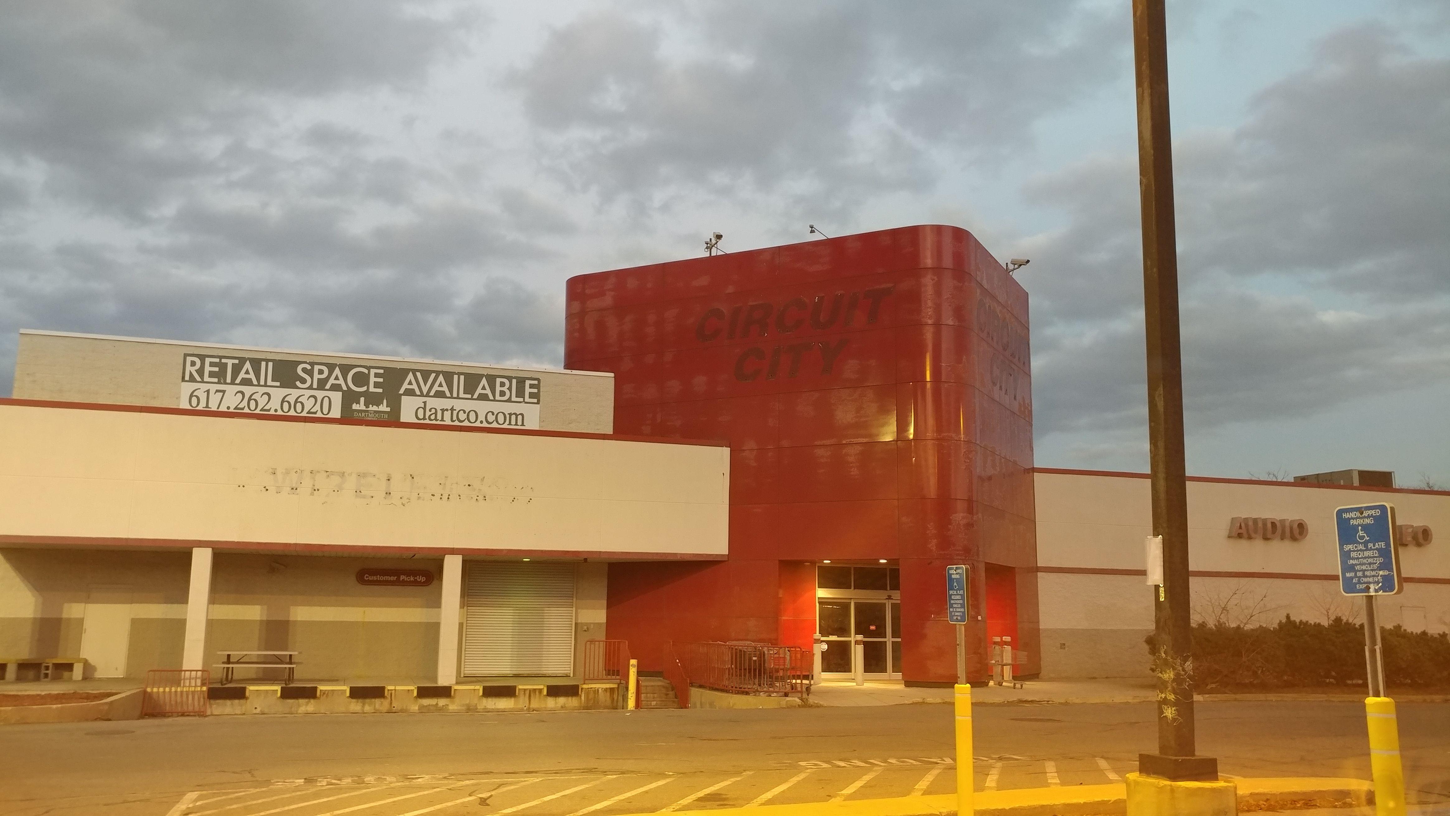 Old Circuit City Logo - Old Circuit City, been abandoned for around 10 years. Somerville, MA ...