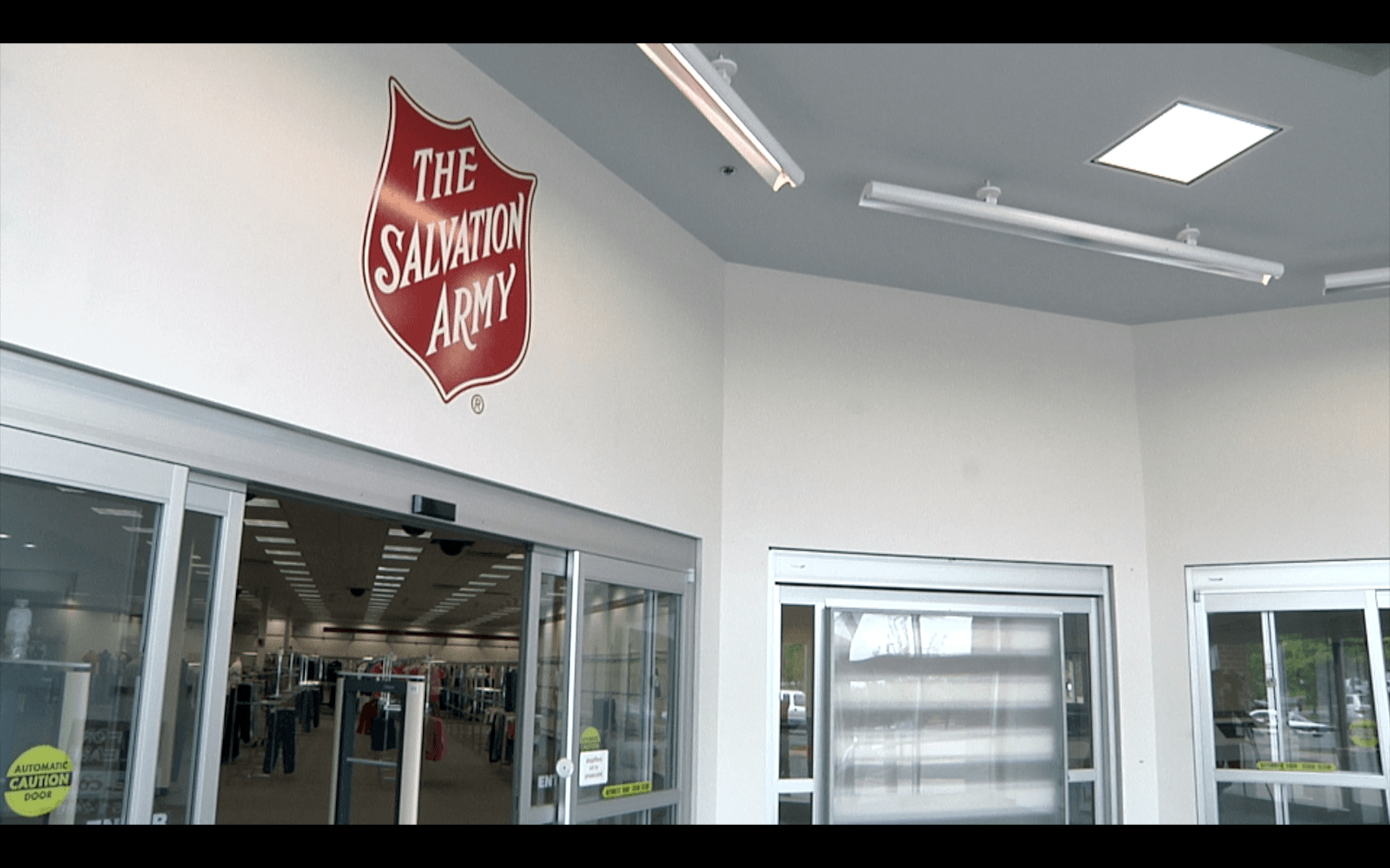 Old Circuit City Logo - New Salvation Army taking over Old Circuit City | HOMTV :: Meridian ...