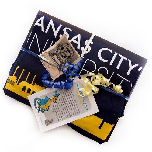 UMKC Alumni Association Logo - UMKC Bookstore - UMKC Alumni Association Book Bundle