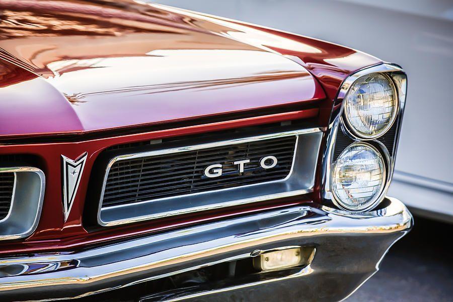 Pontiac GTO Logo - 1965 Pontiac Gto Grille Emblem -0442c Photograph by Jill Reger