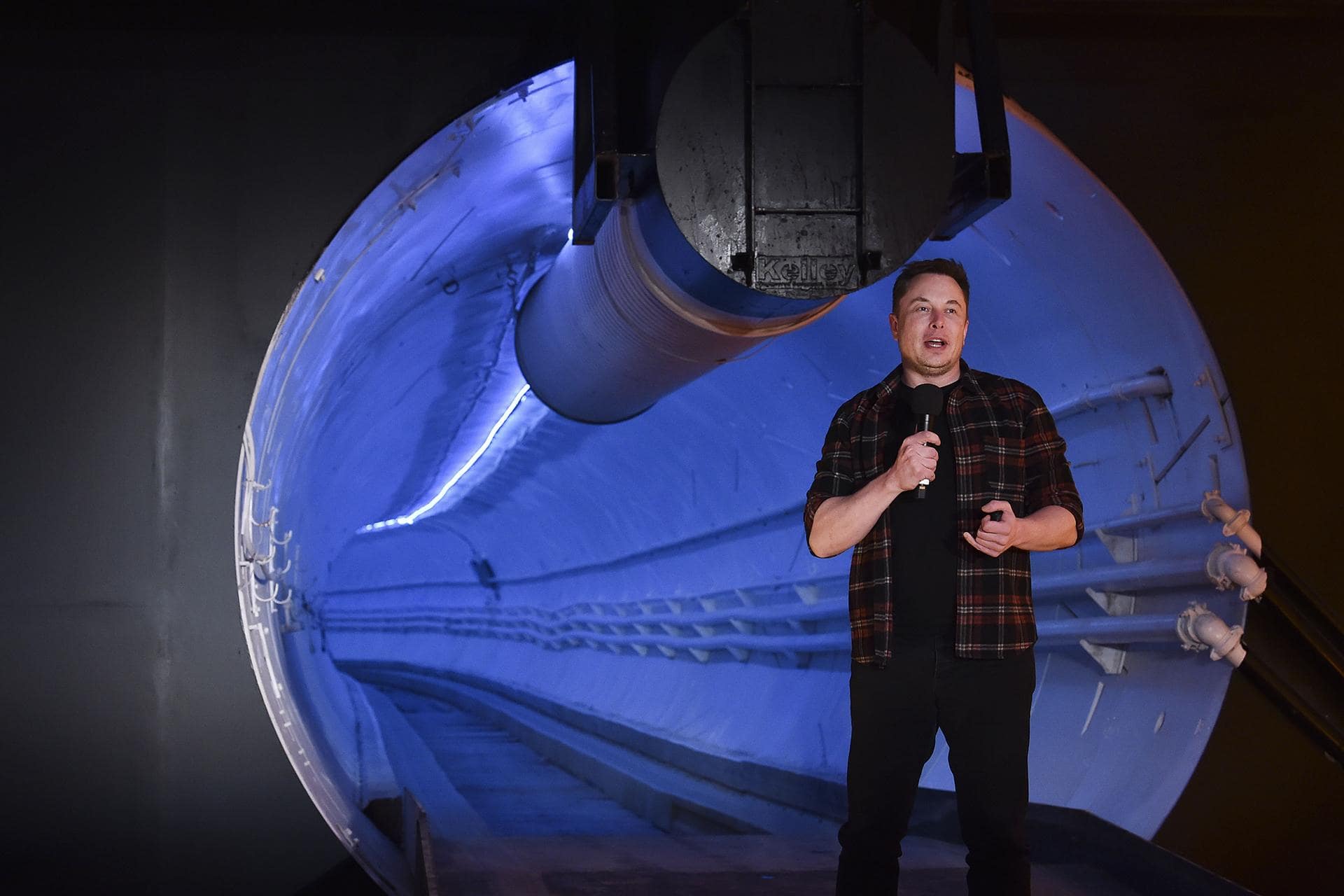 California Hyperloop Logo - Billionaire Elon Musk Unveils First High Speed Hyperloop Tunnel