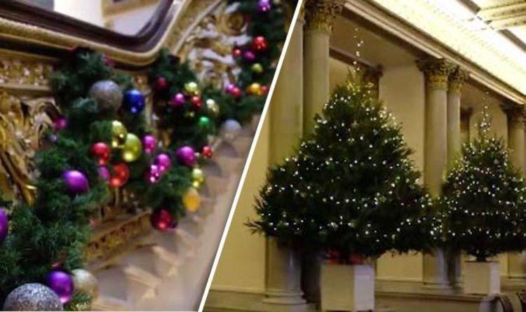 Buckingham Palace Christmas Logo - Buckingham Palace Christmas decorations shown in stunning ...