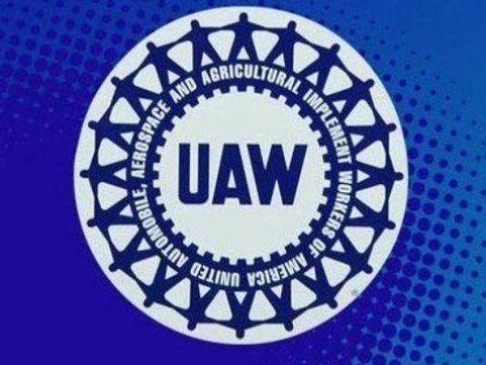 GM- UAW Logo - UAW and GM extend contract agreement until Nov. 20