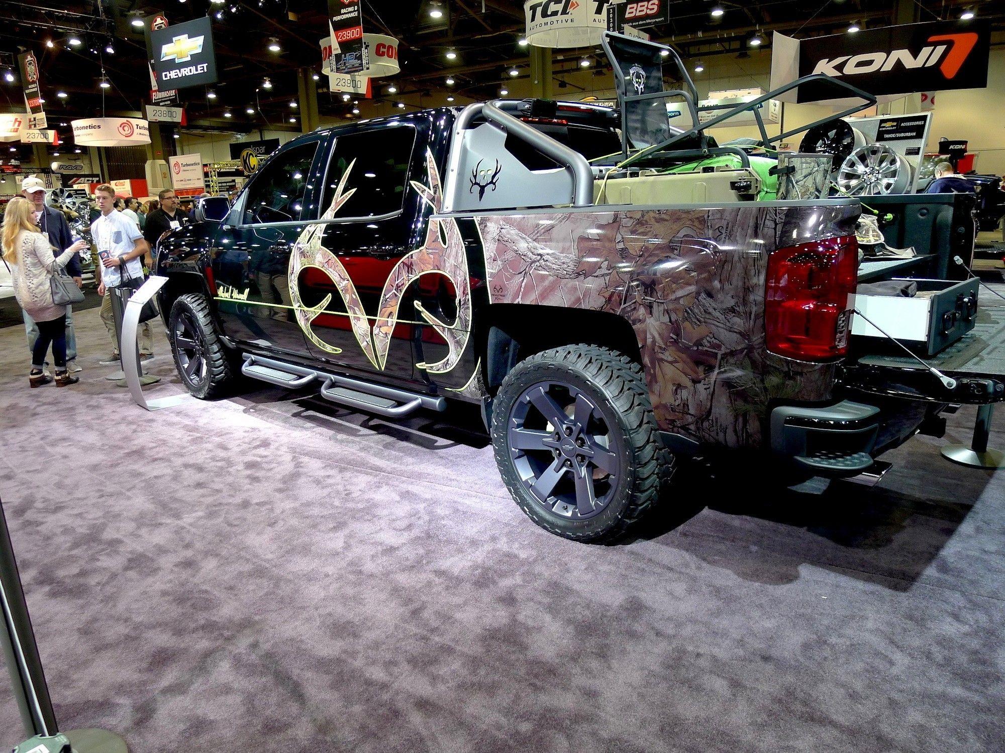 Camo Chevrolet Truck Logo - Realtree Chevy Truck