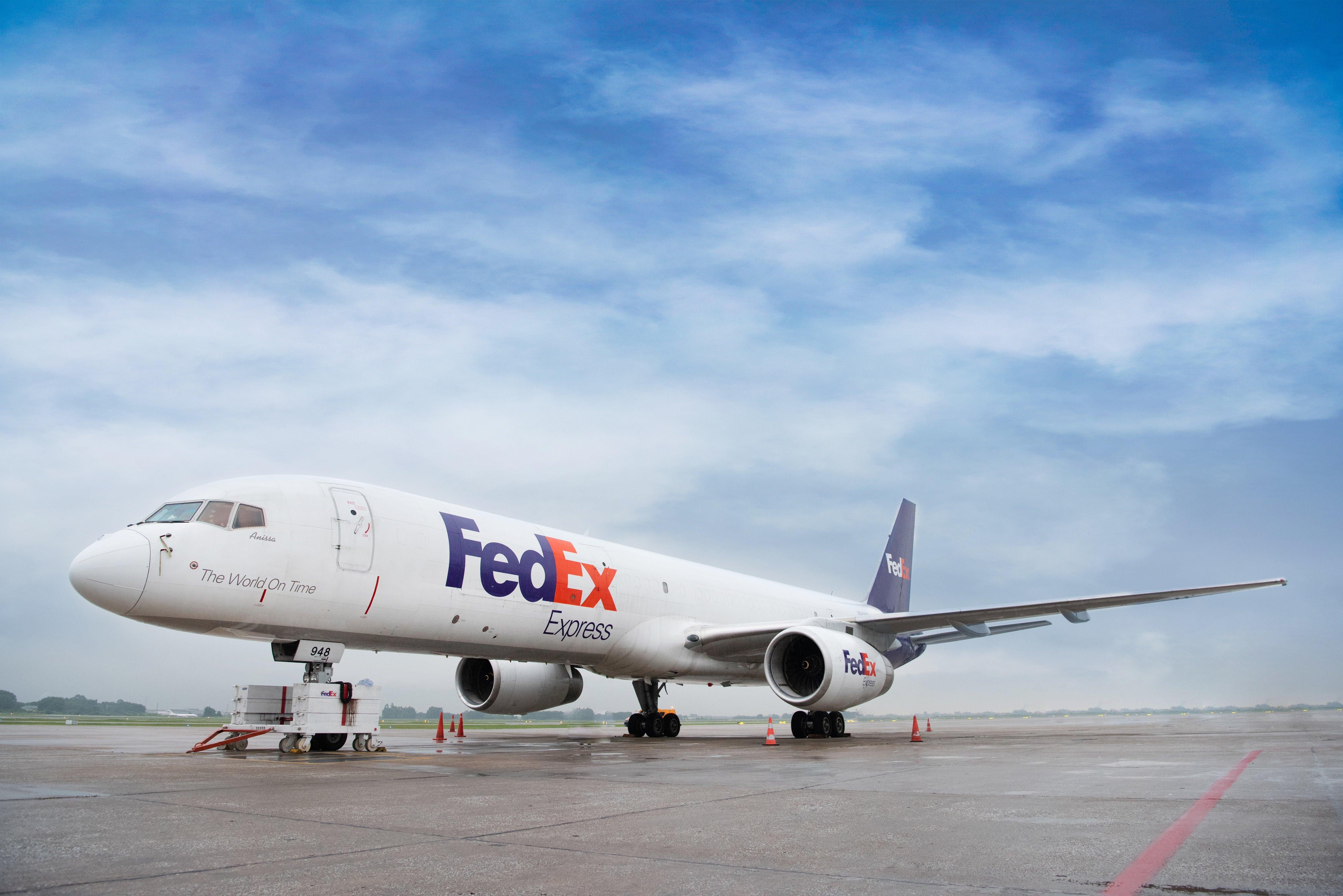 FedEx Flight Operations Logo - FedEx opens new San Juan Airport ramp operation - CAAS /// Cargo ...