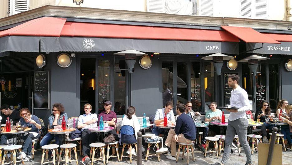 French Restaurants Le Cafee Logo - France may soon require restaurants to provide doggy bags if ...