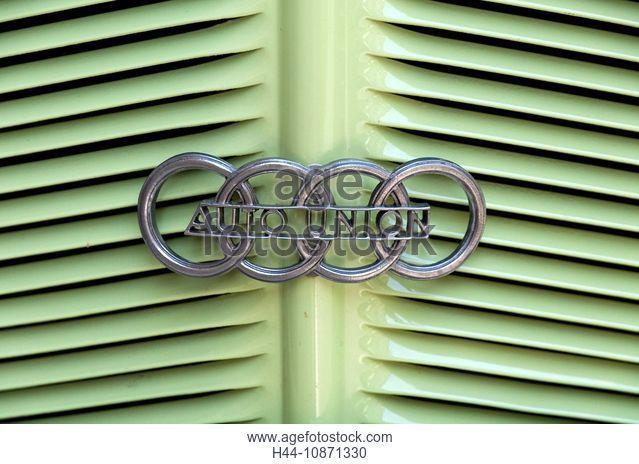 East German Car Manufacturer Logo - Old east german car Stock Photos and Images | age fotostock