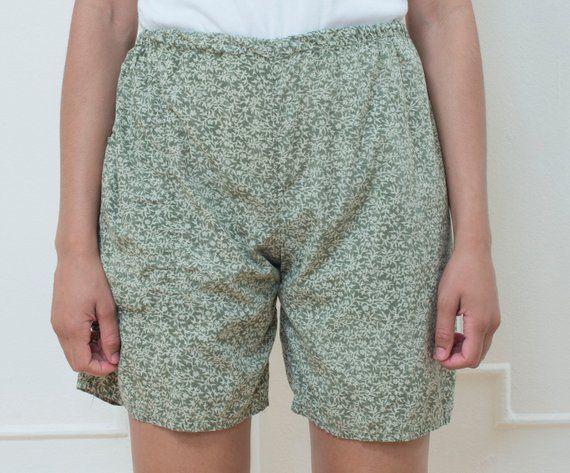 90s Green Flower Logo - green floral shorts small 90s cotton leaf print shorts | Etsy