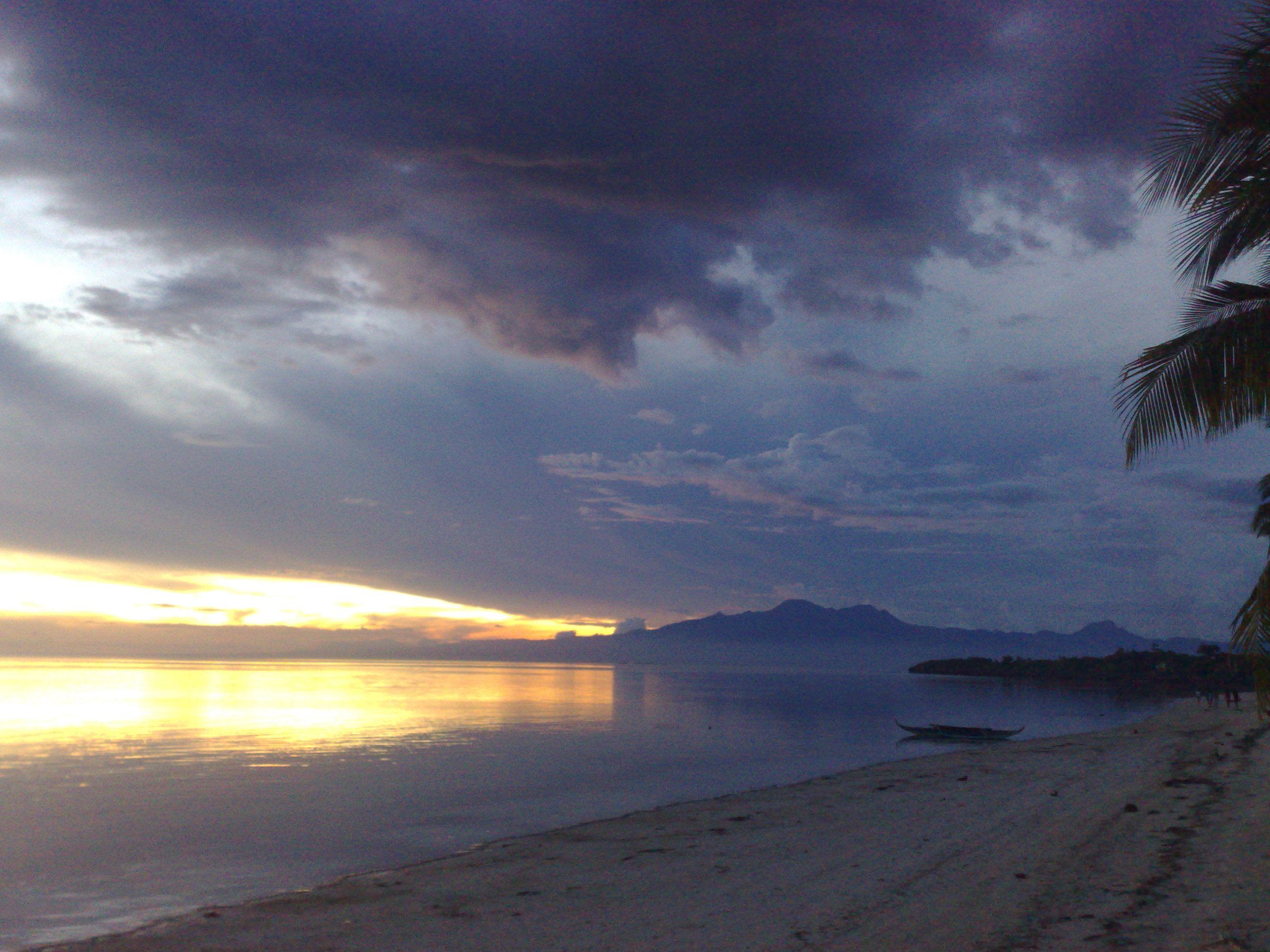 Sunset Hanstang Google Logo - Siquijor | Dabawenyong Lumad