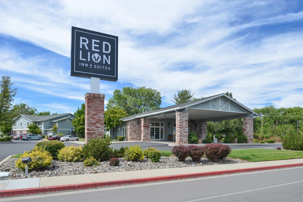 Red Lion Inn and Suites Logo - Red Lion Inn & Suites Susanville, CA - Booking.com