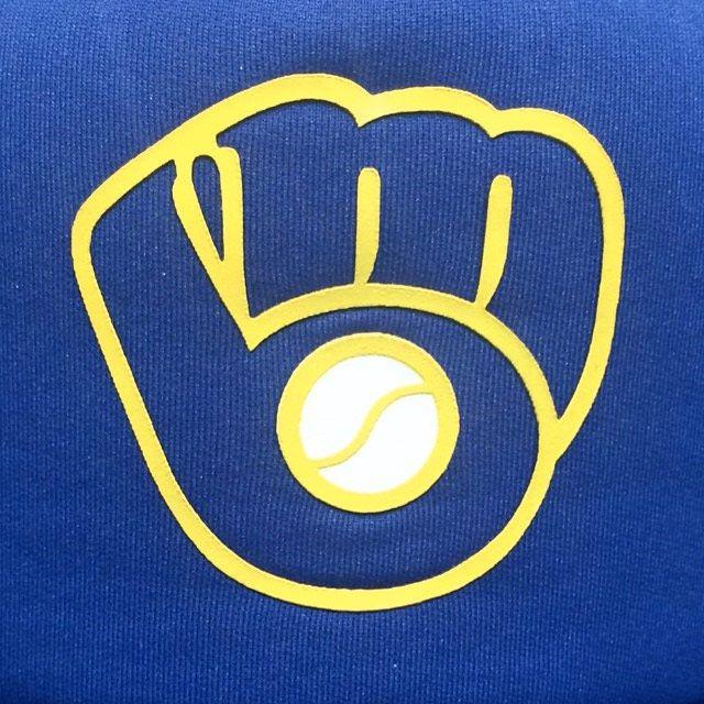 Old M Logo - The hidden message in the old Milwaukee Brewers logo