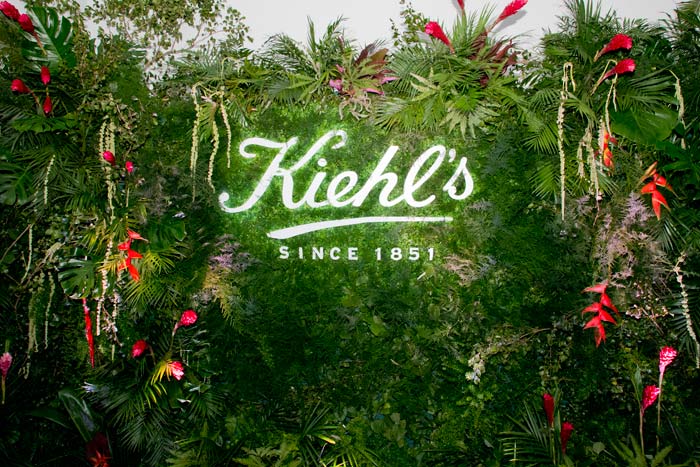 Kiehl's Logo - The step-and-repeat wall included an illuminated Kiehl's logo and ...