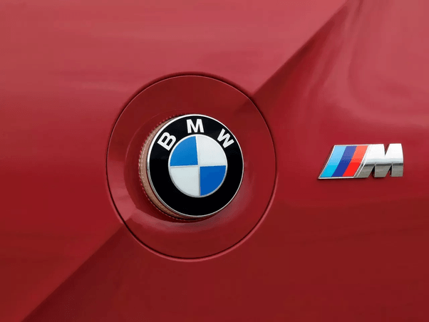 Famous Blue and White Logo - What is the significance of the 3 streaks (red, blue, white) in BMW ...
