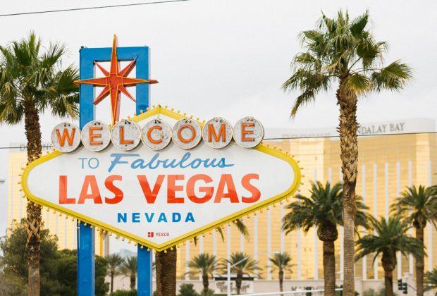 Un Las Vegas Logo - Perform Live in a Las Vegas Venue and Get Paid - Music Connection