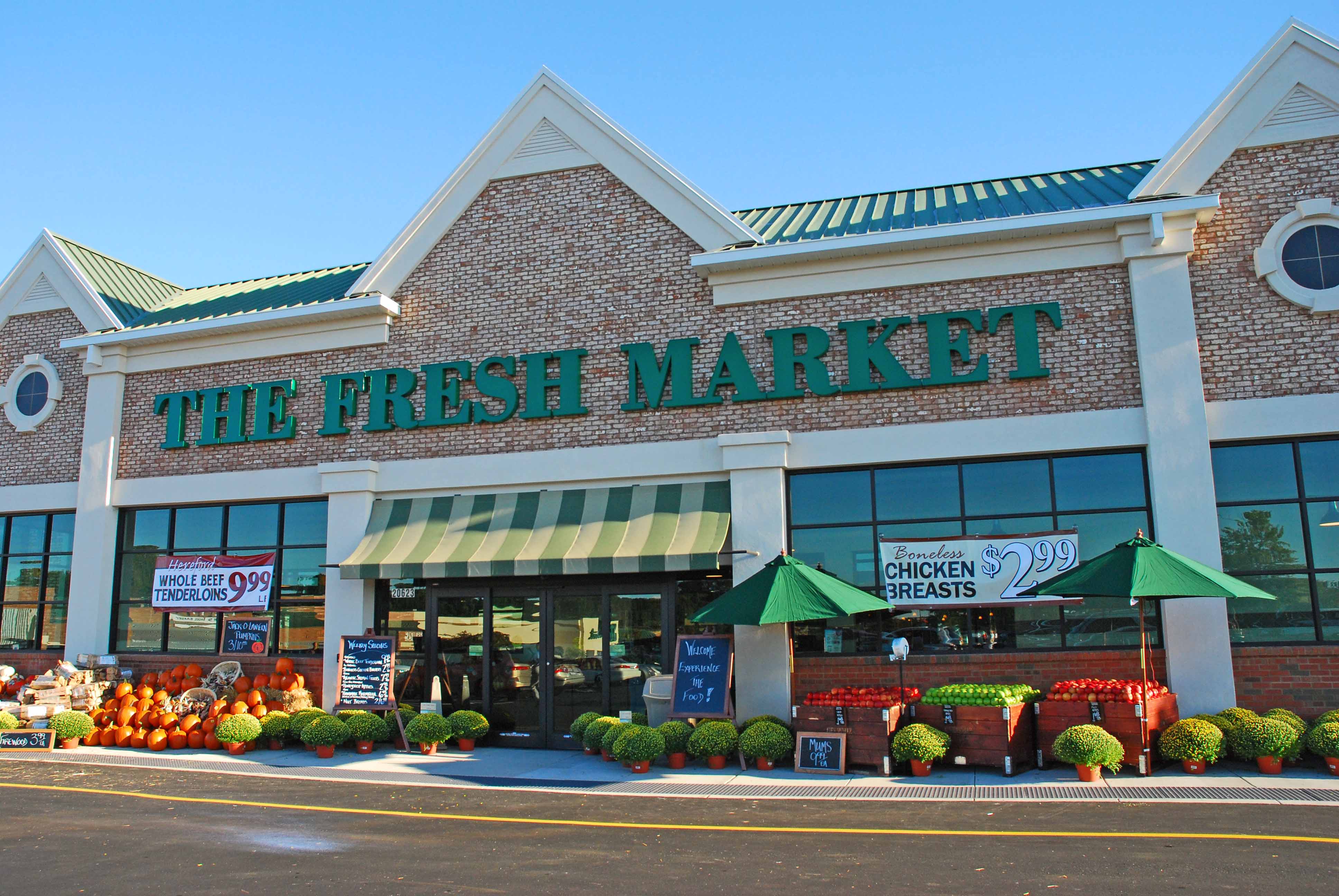 The Fresh Market Logo - Upscale Grocery Chain The Fresh Market is Closing 15 Stores ...
