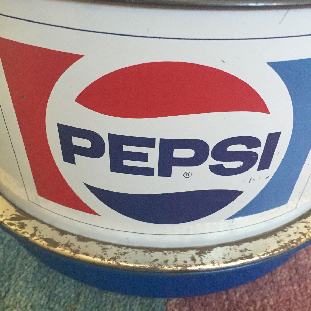 1960s Pepsi Logo - Pepsi Cola Picnic Box, 1960s for sale at Pamono