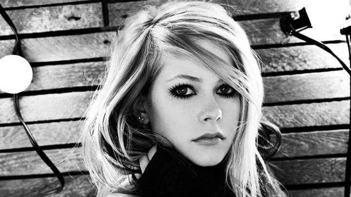 Avril Lavigne Black and White Logo - Avril Lavigne Black N White Sad Face Photo Wallpaper