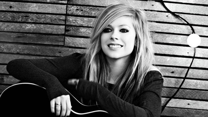 Avril Lavigne Black and White Logo - Avril Lavigne Black & White Smiling in Winter Dress Wallpaper