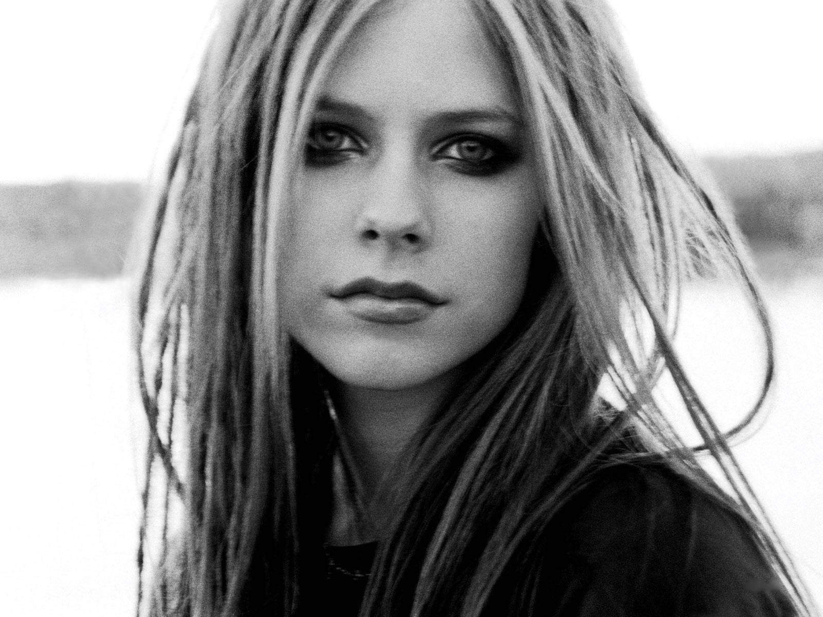 Avril Lavigne Black and White Logo - Download Noir Blanc Avril Lavigne Wallpaper 1600x1200 | Full HD ...