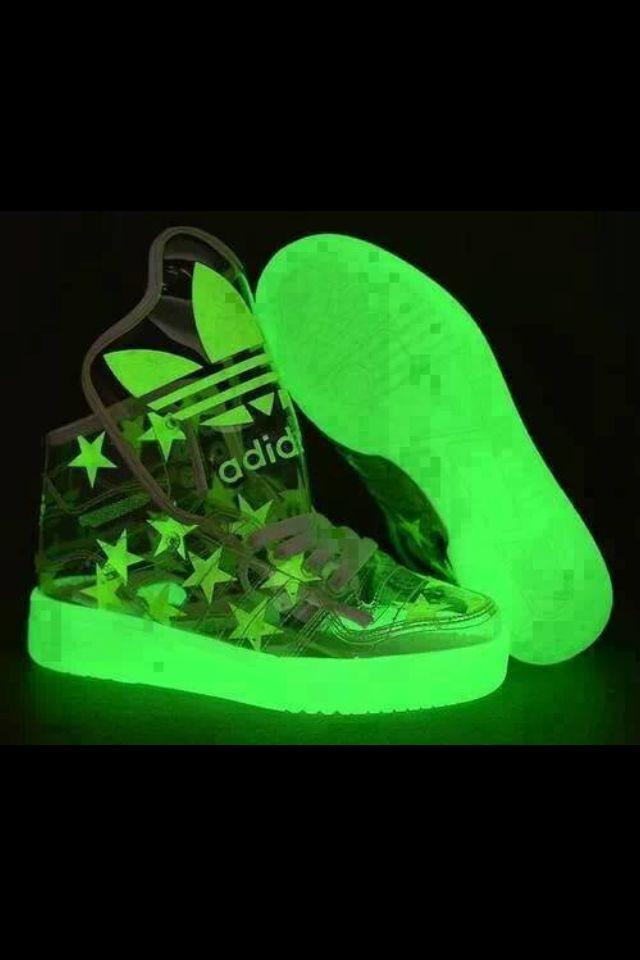 Glow in the Dark Adidas Logo - Glow in the dark Adidas - I want a pair of glow in the dark sneakers ...