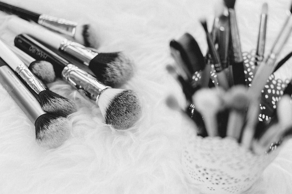 Makeup Black and White Logo - Explained: Is Makeup A Permanent Boost For Confidence Or A Temporary