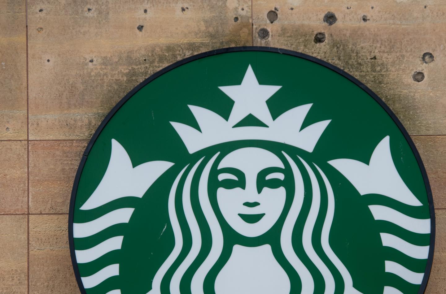 Fake Starbucks Logo - Fake Starbucks Offers of Free Coffee for Black Customers Are