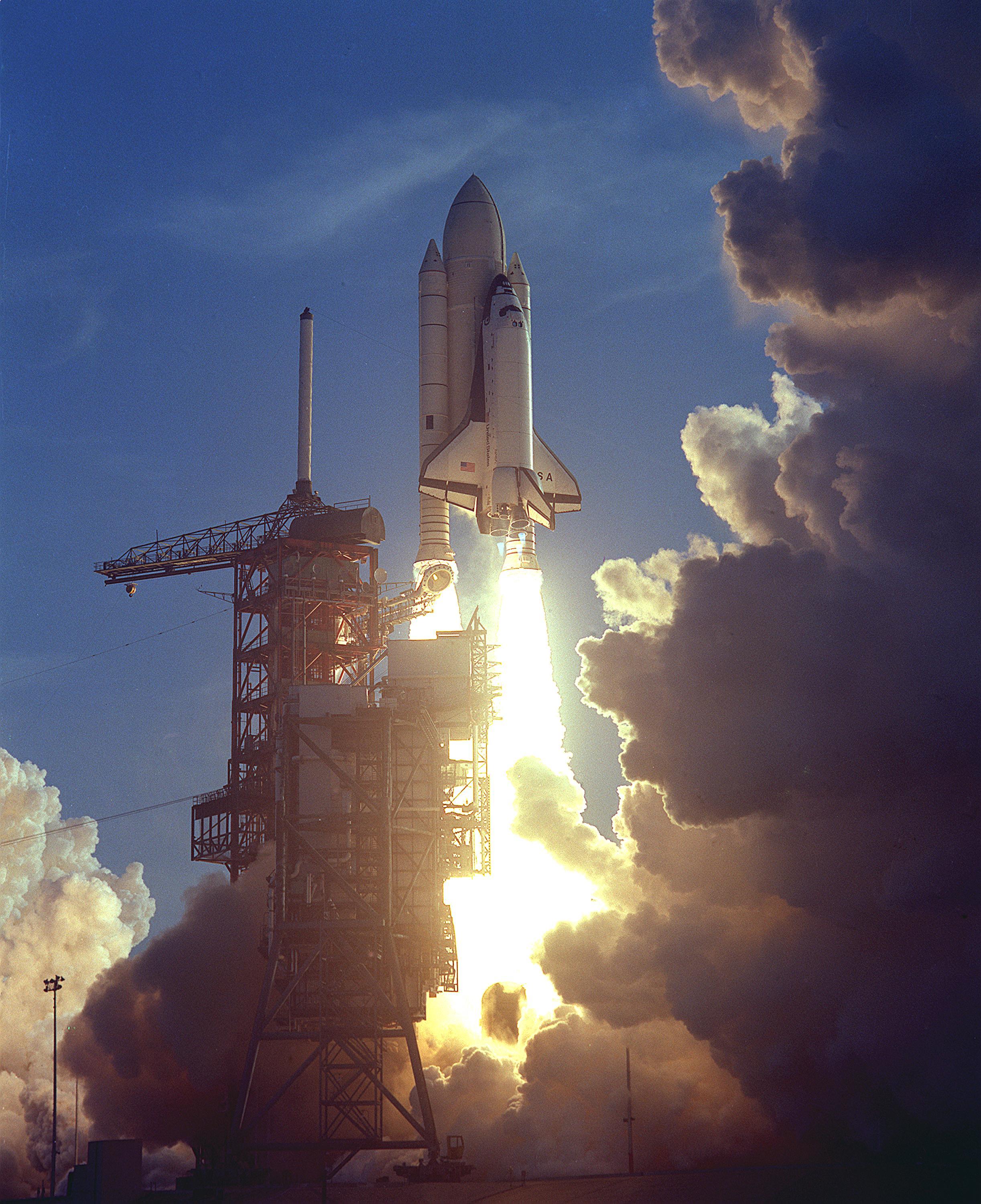 Shuttle Launch NASA Logo - First Space Shuttle Mission, STS-1, Launches -- April 12, 1981 | NASA