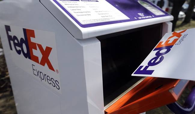 Fake FedEx Logo - FedEx holiday email scam: How to spot a fake message, and what to do